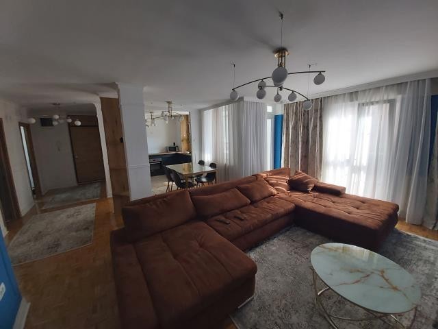 Novi Sad Sajam Four- room apartment