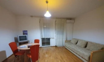 Wohnung, 1-Zimmerwohnung<br>31 m<sup>2</sup>, Grbavica