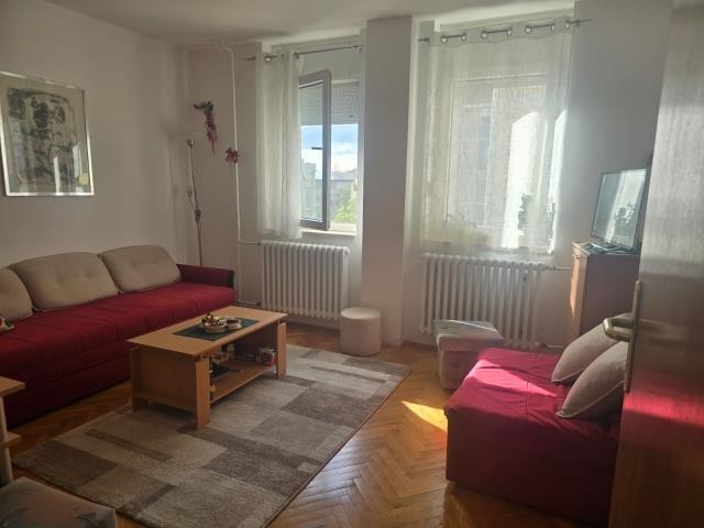 Novi Sad Detelinara One-room apartment