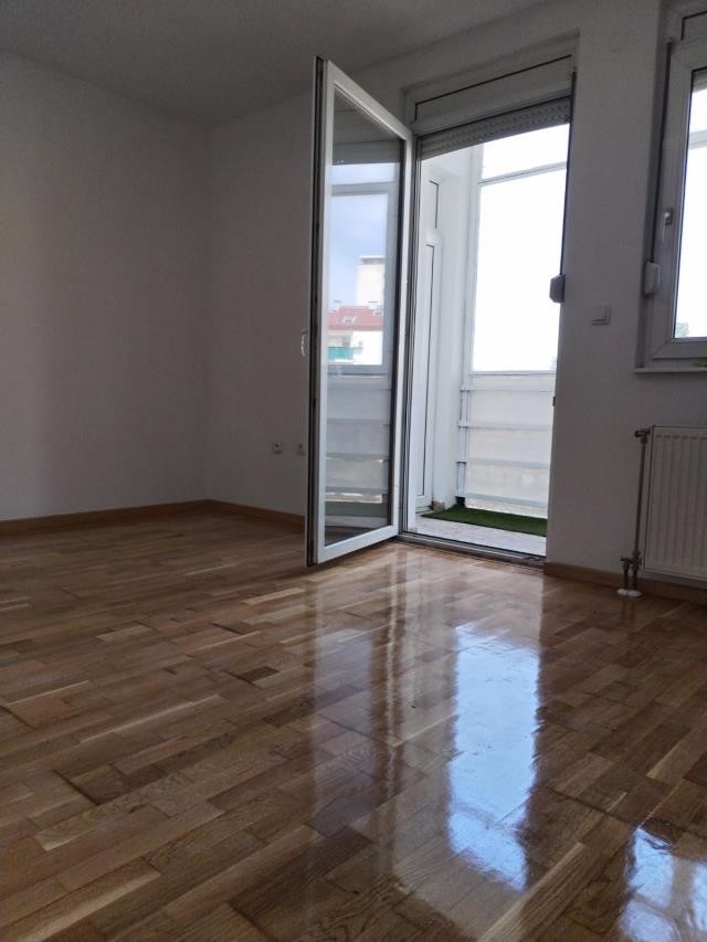 Novi Sad Grbavica One-room apartment