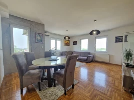 Stan, Četvorosoban<br>100 m<sup>2</sup>, Bulevar Evrope