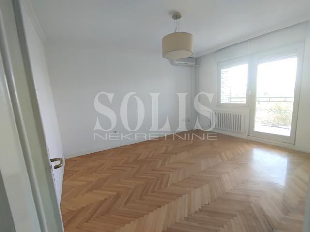 Novi Sad Sajam Two-room apartment (one bedroom)