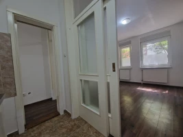 Stan, Dvosoban<br>38 m<sup>2</sup>, Grbavica