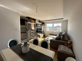 Wohnung, 3-Zimmer Wohnung<br>68 m<sup>2</sup>, Somborski bulevar