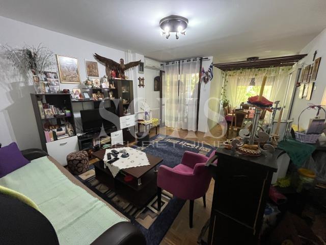 Novi Sad Novo naselje - Šonsi Two and a half-room apartment