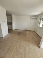 Stan, Četvorosoban<br>70 m<sup>2</sup>, Telep - južni