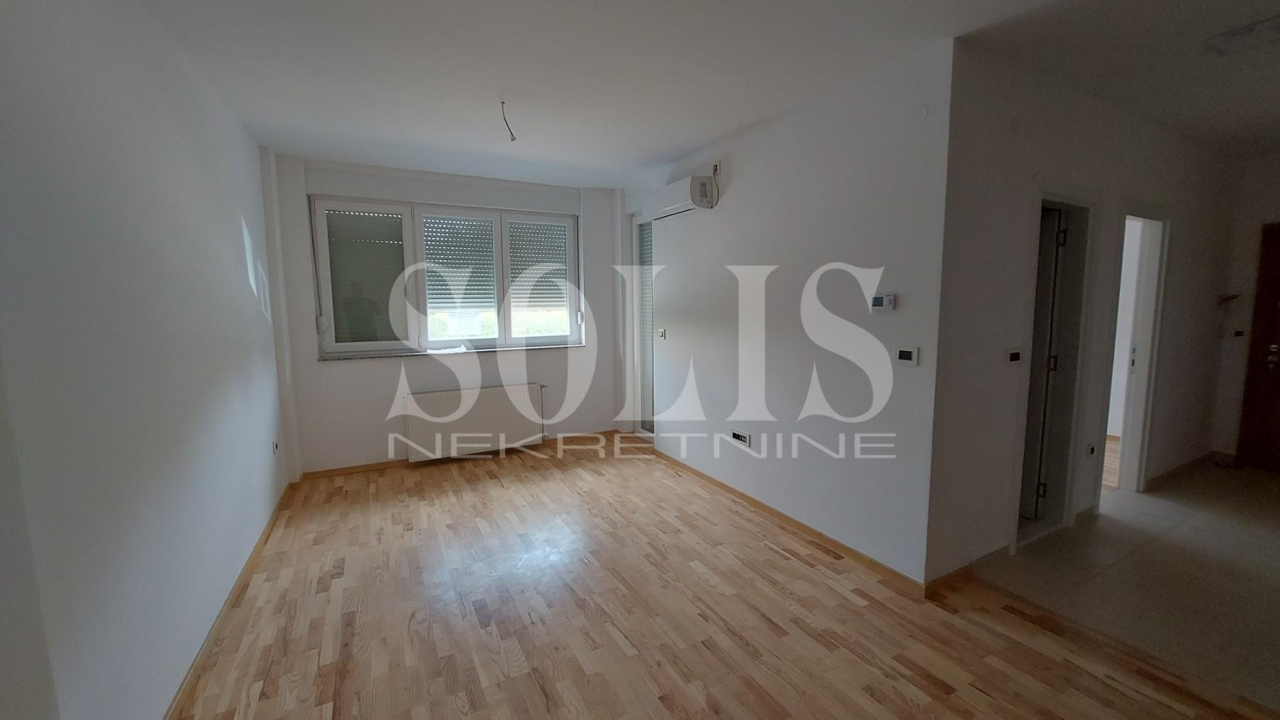Stan, Petrovaradin, Blok 9 | Šifra: 1051813