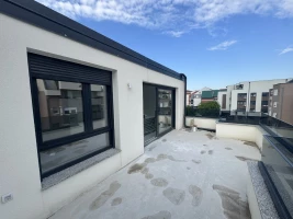 Stan, Višesoban<br>137 m<sup>2</sup>, Bulevar Evrope