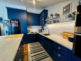 Stan, Višesoban<br>136 m<sup>2</sup>, Telep - južni