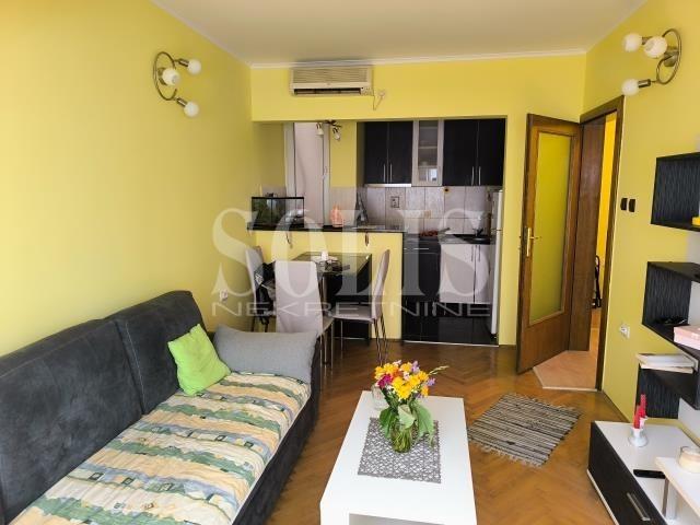 Stan, Novi Sad, Bulevar | Šifra: 1052167