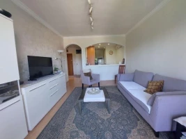 Stan, Višesoban<br>143 m<sup>2</sup>, Bulevar