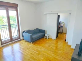 Stan, Jednoiposoban<br>34 m<sup>2</sup>, Centar