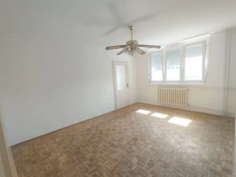 Stan, Dvosoban<br>42 m<sup>2</sup>, Detelinara