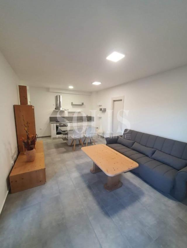 Novi Sad Salajka Dvosoban