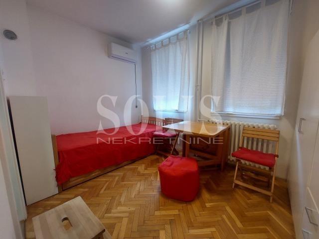 Novi Sad Centar Riblja pijaca Garsonjera