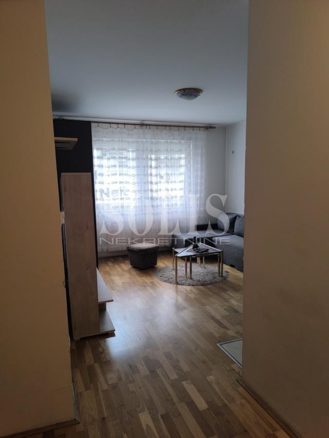 Novi Sad Podbara Garsonjera