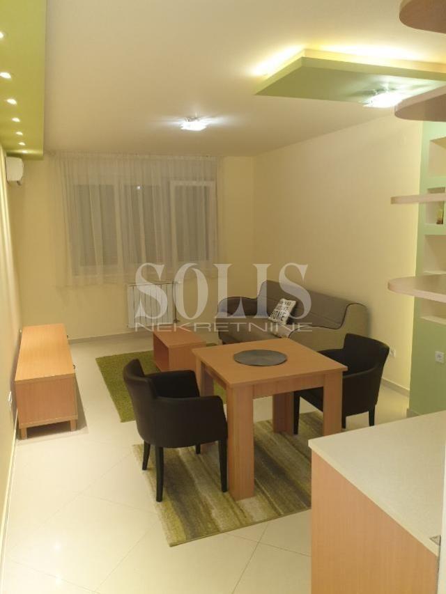 Stan, Novi Sad, Kej | Šifra: 1052477
