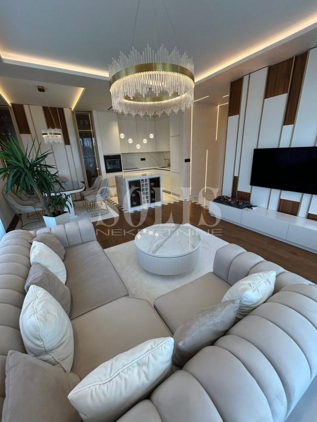 Novi Sad SAJAM KOMPLEKS Trosoban