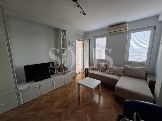 Novi Sad Bulevar Dvoiposoban