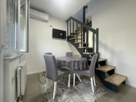 Stan, Trosoban<br>55 m<sup>2</sup>, Detelinara