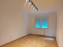 Wohnung, 2-Zimmer Wohnung<br>44 m<sup>2</sup>, Avijacija