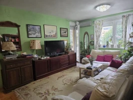 Квартира, Трехкомнатная<br>77 m<sup>2</sup>, Grbavica