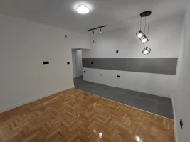 Stan, Troiposoban<br>71 m<sup>2</sup>, Avijacija