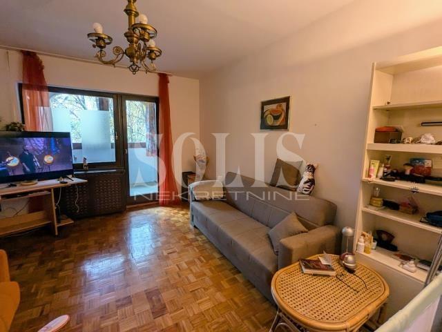 Novi Sad Sajam Trosoban