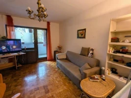 Stan, Trosoban<br>83 m<sup>2</sup>, Sajam