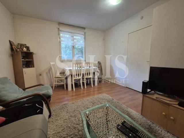 Novi Sad Klisa Jednoiposoban