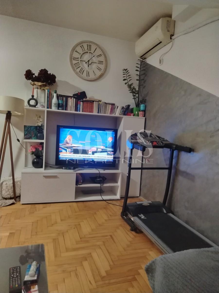 Stan, Petrovaradin, Blok 8 | Šifra: 1052991