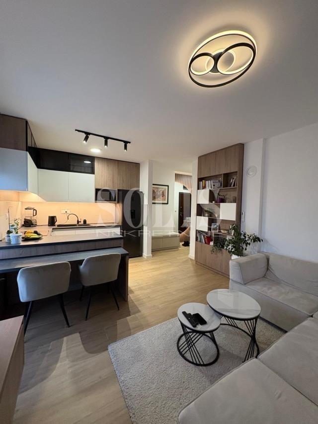 Stan, Petrovaradin, Alibegovac | Šifra: 1053002