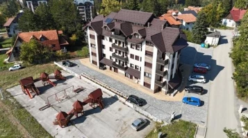 Stan, Dvoiposoban<br>54 m<sup>2</sup>, Čolovića brdo