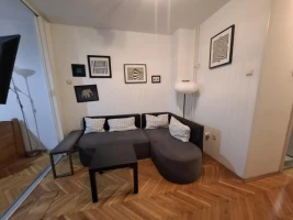 Стан, Једноипособан<br>32 m<sup>2</sup>, Nova Detelinara