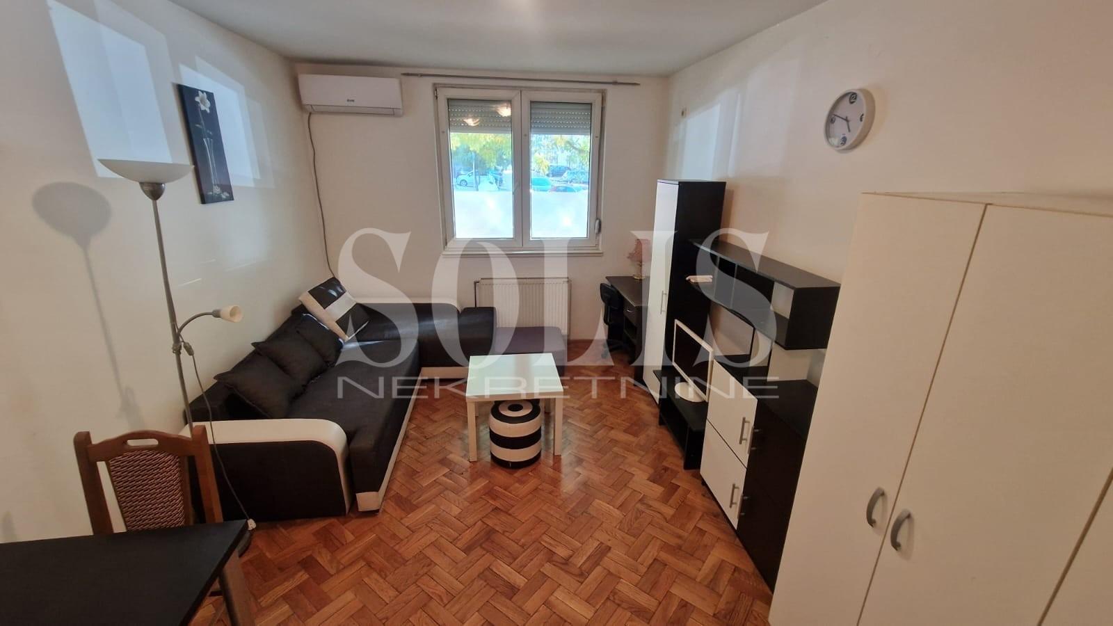 Novi Sad Sajam Garsonjera