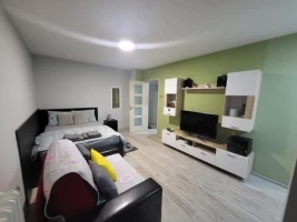 Stan, Jednosoban<br>33 m<sup>2</sup>, Bulevar