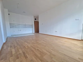 Stan, Trosoban<br>61 m<sup>2</sup>, Telep - južni