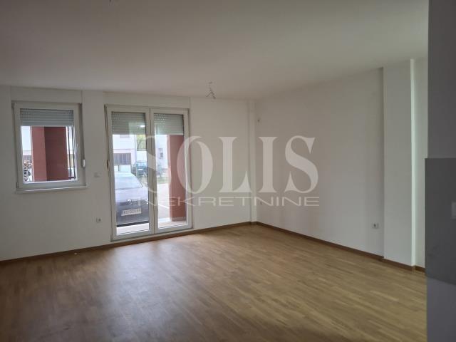 Stan, Veternik, Lipov gaj | Šifra: 1053155