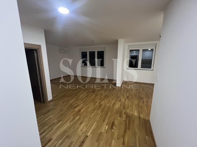 Stan, Petrovaradin, Alibegovac | Šifra: 1053173