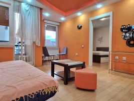 Stan, Dvosoban<br>53 m<sup>2</sup>, Bulevar