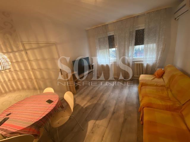 Novi Sad Nova Detelinara Dvoiposoban