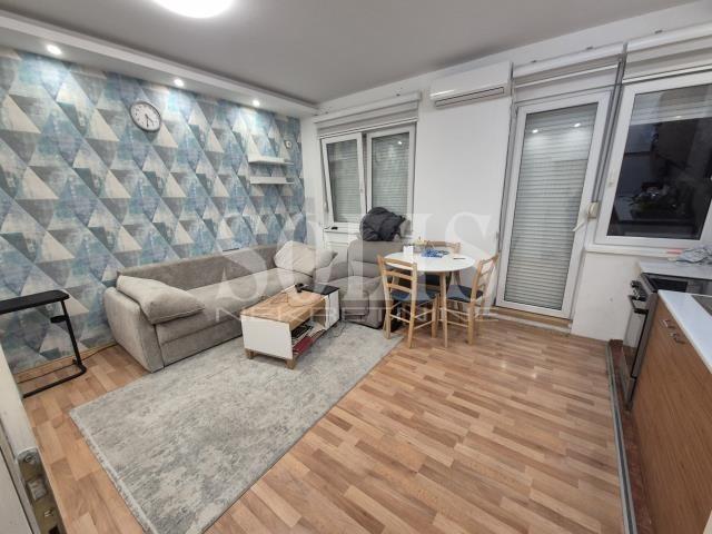 Stan, Novi Sad, Socijalno | Šifra: 1053236