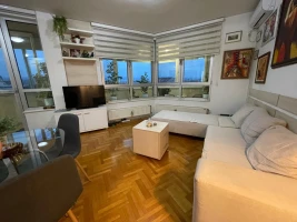 Stan, Dvosoban<br>51 m<sup>2</sup>, Somborski bulevar