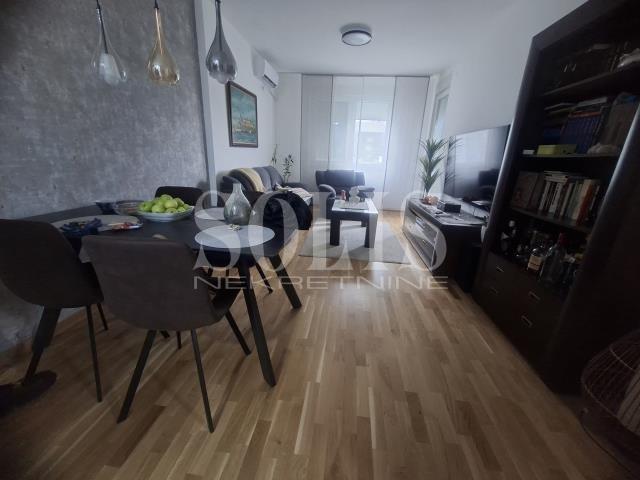 Stan, Novi Sad, Avijacija | Šifra: 1053400