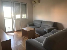 Stan, Dvosoban<br>45 m<sup>2</sup>, Bulevar Evrope